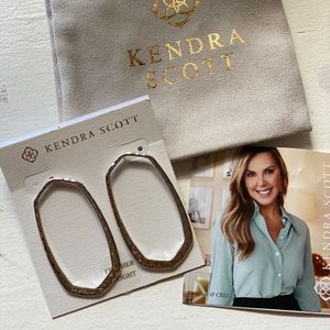 NEW 🔥 Kendra Scott earrings